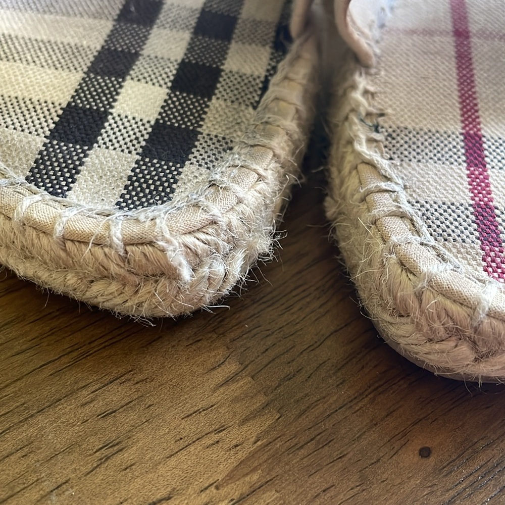 Burberry Beige Plaid Espadrille Wedge Sandals with Black and Red Accent - Picture 2 of 15